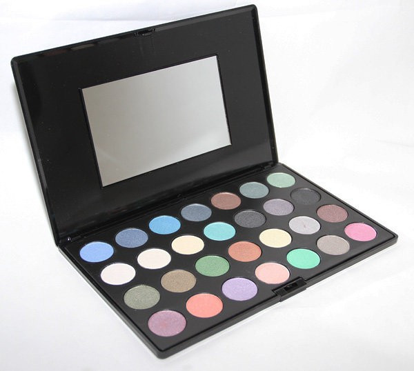 Тени Versace Magic Shine 28 Colors