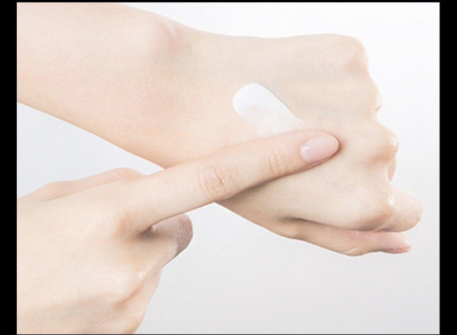 Увлажняющая крем-маска с яичным экстрактом и дрожжами Bioaqua Yeast Collagen Mask Cream арт. 56738, 30 г Увлажняющая крем-маска с яичным экстрактом и дрожжами Bioaqua Yeast Collagen Mask Cream арт. 56738, 30 г