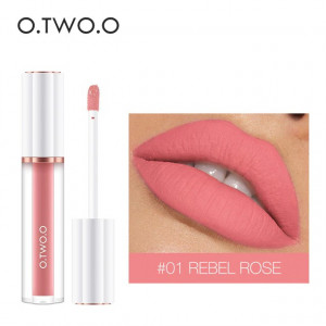 Матовый блеск O.TWO.O Matte liquid lipstick №01 (1009)