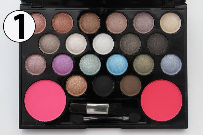 Тени для век Christian Dior 20+2 Сouleurs Eye Shadow 40g+12g (4 оттенка)