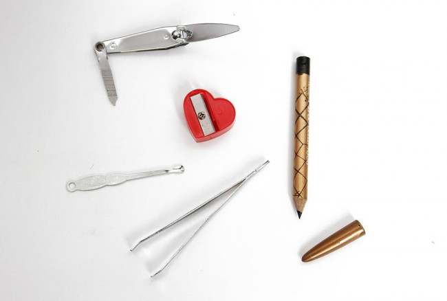 Набор маникюрный + карандаш с точилкой