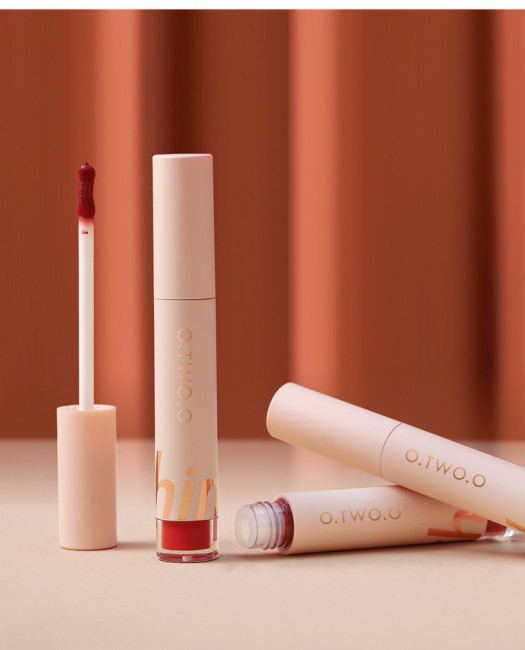 Матовый блеск для губ O.TWO.O арт. SE001 #4 4 g. Матовый блеск для губ O.TWO.O арт. SE001 #4 4 g.