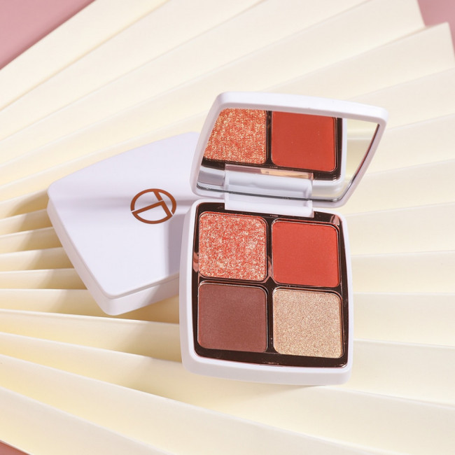 O.TWO.O палитра теней для век 4в1 Марокко арт. SC040 Reg Gold Fortress #02 13.5 g O.TWO.O палитра теней для век 4в1 Марокко арт. SC040 Reg Gold Fortress #02 13.5 g