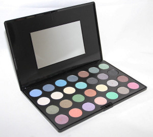 Тени Versace  Magic Shine 28 Colors