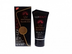 Солнцезащитное средство HudaBeauty " UV Whitening Sun Block SPF 60++ 60 ml