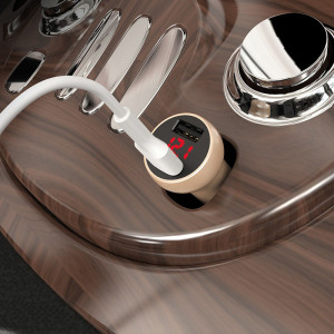 Автомобильное зарядное устройство Borofone BZ9A с дисплеем Wise route 2 USB 3.1A