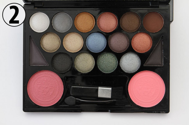 Тени + Румяна Versace Fairytale Princess-limites Version 42g Поделиться