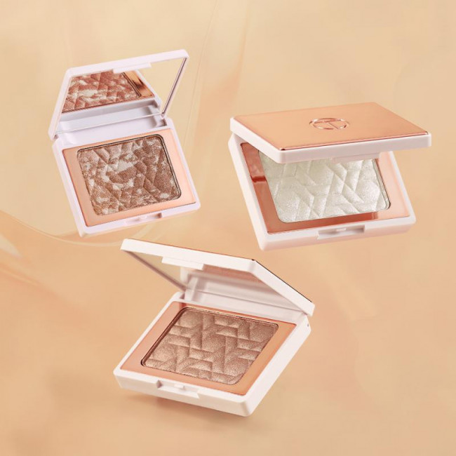 Хайлайтер O.TWO.O арт. SC024 #03 7 g. Хайлайтер O.TWO.O арт. SC024 #03 7 g.